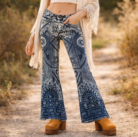 Free People Denim - Free People Discharge Bali Flare Jeans Blue Boho Hippie Low Rise Size 24